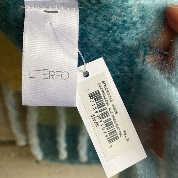 🆕 NWT Etereo Blanket Scarf - Picture 7 of 7